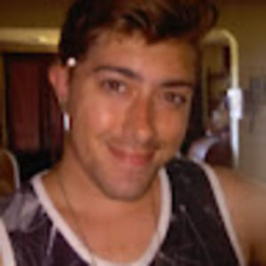 Meet your Posher, Dustin